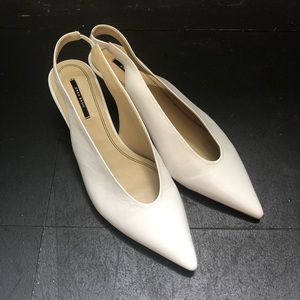 Zara white leather strap back pumps size 39 (US8)